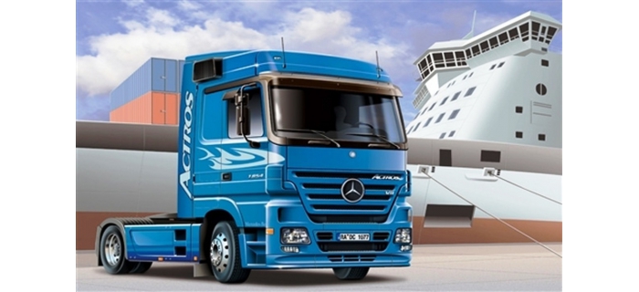 Italeri - I3824 - Maquette - Voiture et Camion - Mercedes Actros