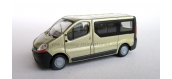 RIETZE 21370 - Renault Trafic Combi, couleur mettalic beige